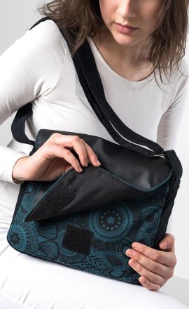 Handtasche Michaela Gautam Sarkala mit Kunstleder Petrol