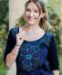 Kleid Michaela Gautam Narami mit Stickereien Schwarz-lila