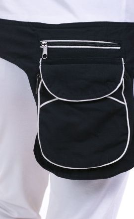 Hüfttasche Purano Schwarz mit weißer Paspelierung