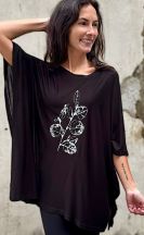 Poncho Michaela Gautam Sadhira Schwarz