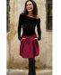 Damenrock Michaela Gautam Sarada Bordeaux mit schwarzen Blüten